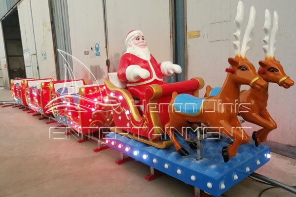 Mini Track Christmas Train for Sale in Dinis