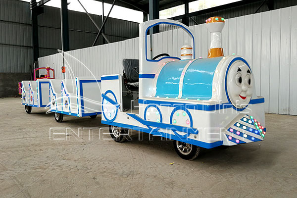 Small Thomas Forest Park Train Is Available in Dinis
