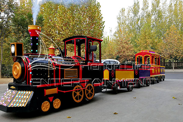 Vintage Fun Train Rides for Families in Dinis Factory